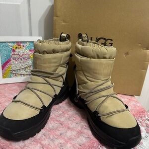 UGG Women's Yose Puffer Mid Boots